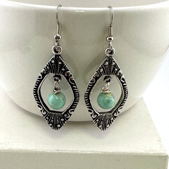 Antique Silver Pewter Peruvian Turquoise Earrings - Picture 3 of 10